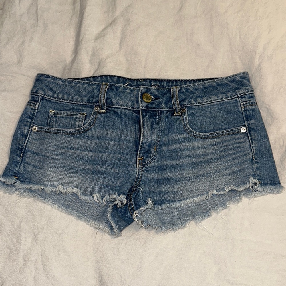 American eagle shorts size 6
